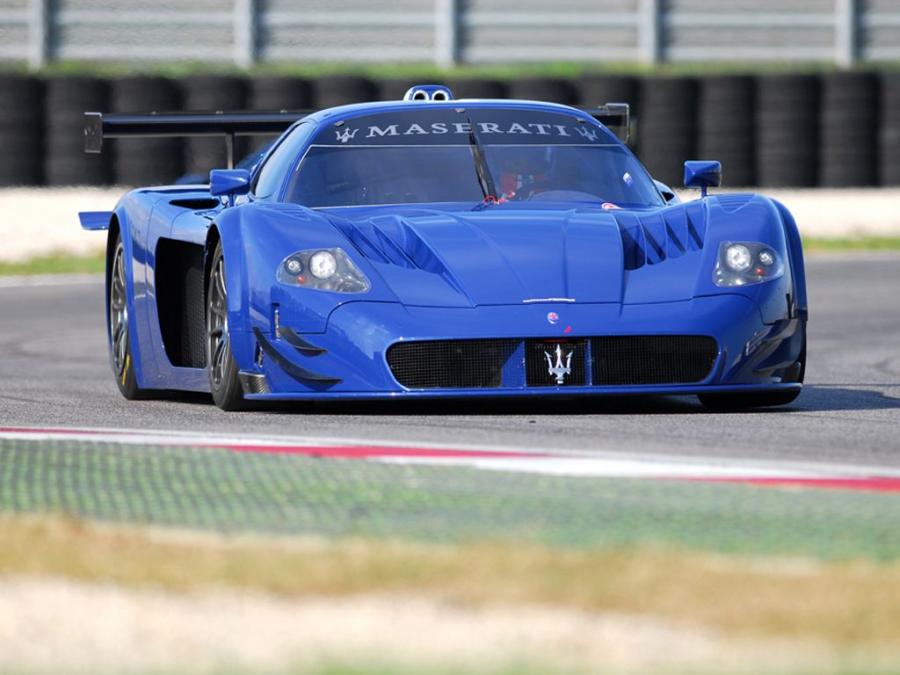  Maserati MCC 2004 года  (фото 1 из 11)